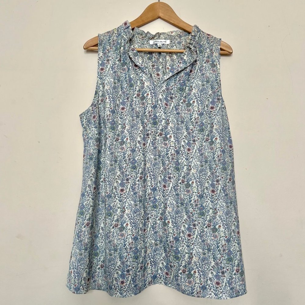 Rose+Olive Floral Sleeveless Blouse